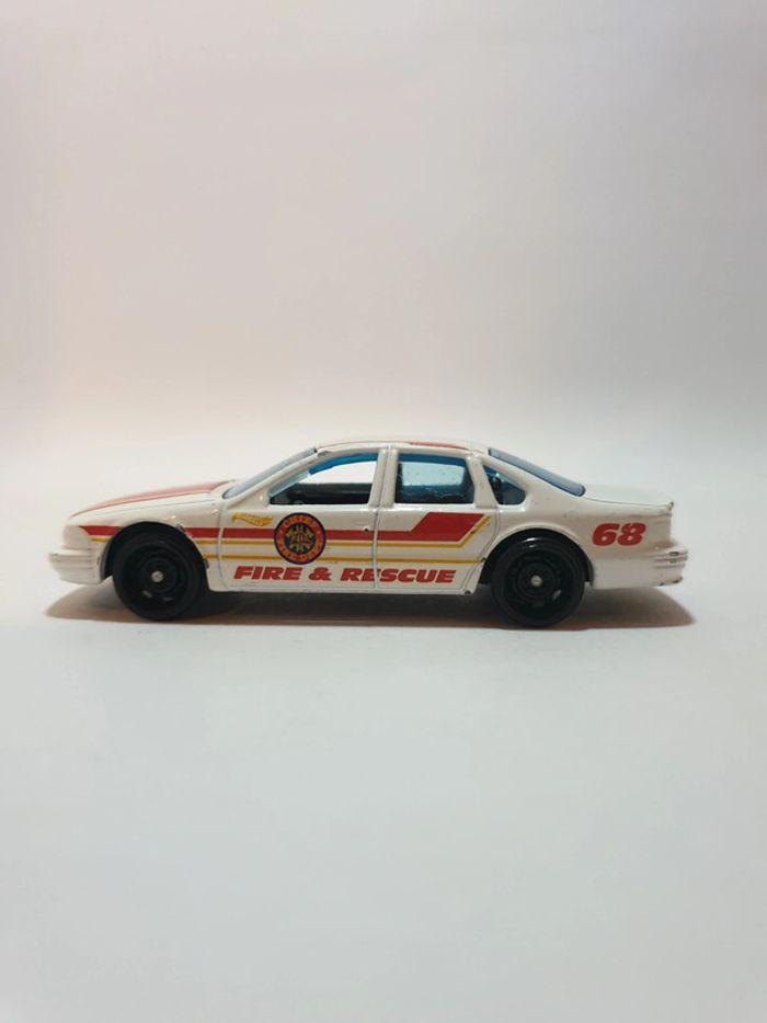 Hot Wheels Chevrolet '96 Chevy Impala SS, 2019 - photo numéro 9