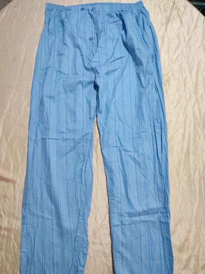 Pantalon ou bas de pyjama taille 140 - photo numéro 1