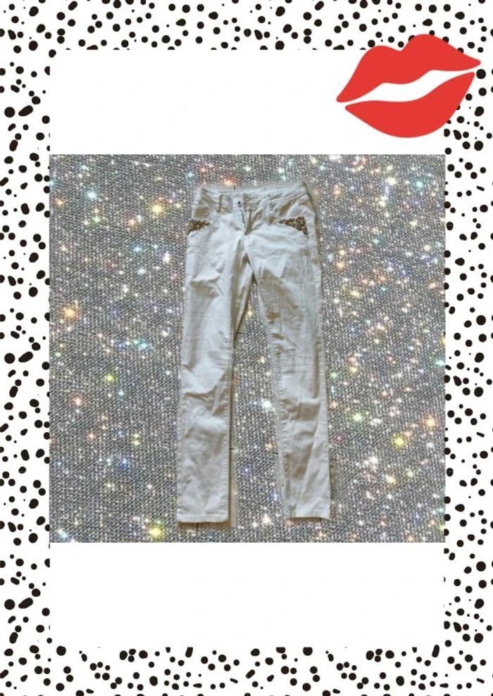 Jeans blanc à perles et strass taille M/38 - photo numéro 1