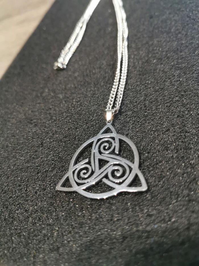 Collier et pendentif spirituel le triskell - photo numéro 2