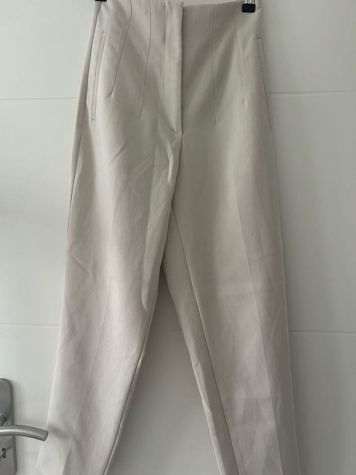 Pantalon tailleur Zara - photo numéro 1