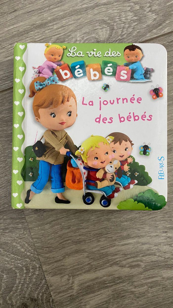 Livre enfant La vie des bébés la journée des bébés - photo numéro 1