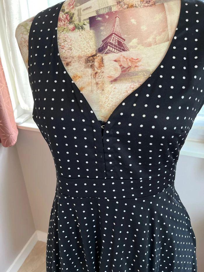 Robe noire à pois NafNaf taille 38 - photo numéro 2