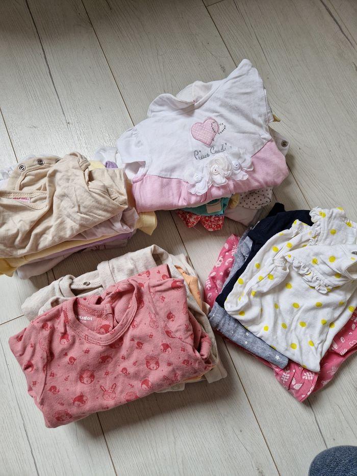 Lot vêtements été bebe fille 1 mois - photo numéro 1