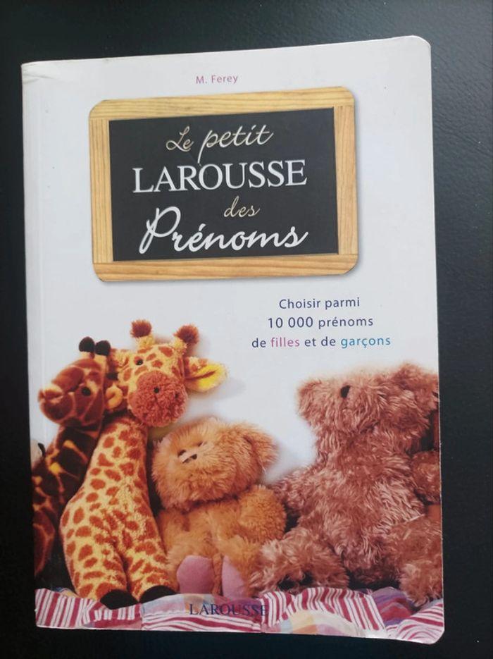 Le petit Larousse des prénoms - photo numéro 1