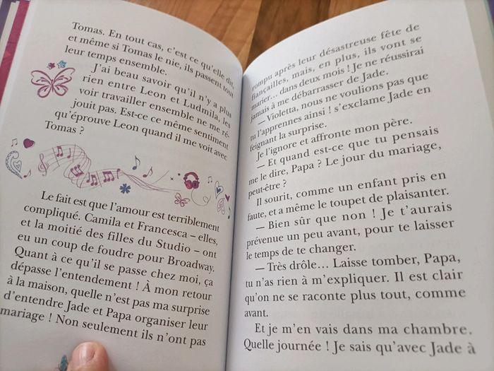 Livre Disney Violetta tome 3 - bibliothèque rose - photo numéro 7