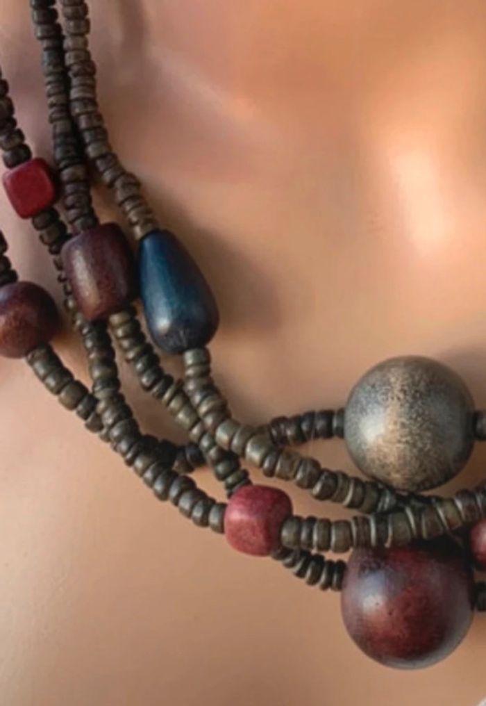 Collier multirang perles bois style africain tons marron et kaki - photo numéro 3