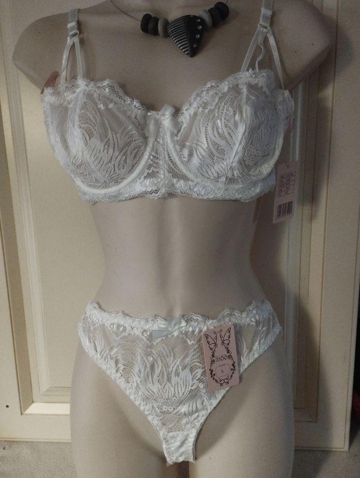 Ensemble de lingerie neuf ivoire 95C et L pour le tanga. Avec armatures sans rembourrage - photo numéro 1