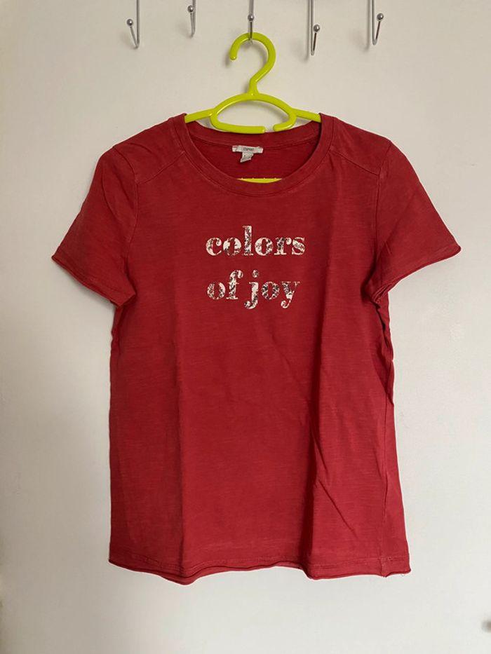 Teeshirt manches courtes rouge à ecriture - photo numéro 1