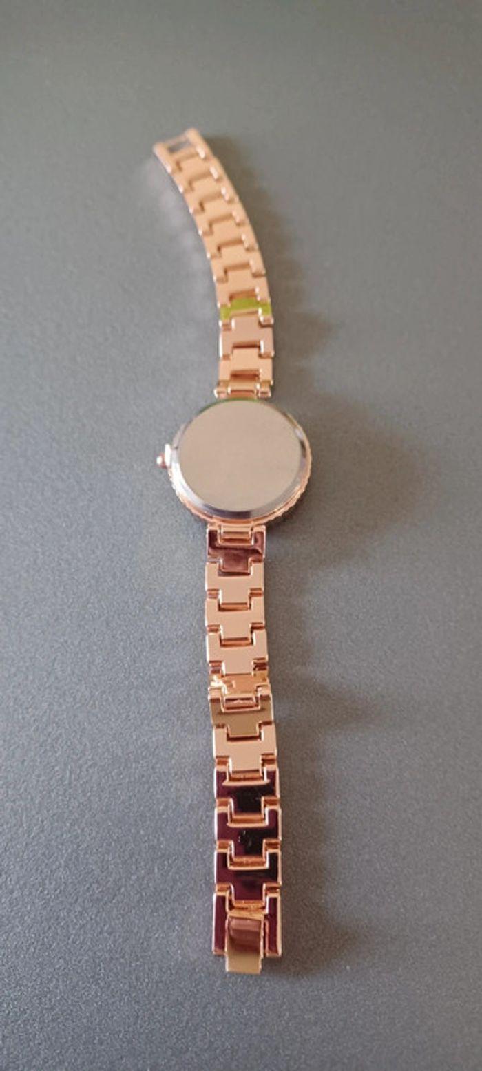 Montre strass avec bracelet - photo numéro 4