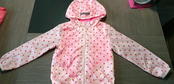 Imperméable/coupe vent fin avec capuche 5/6ans - photo numéro 1