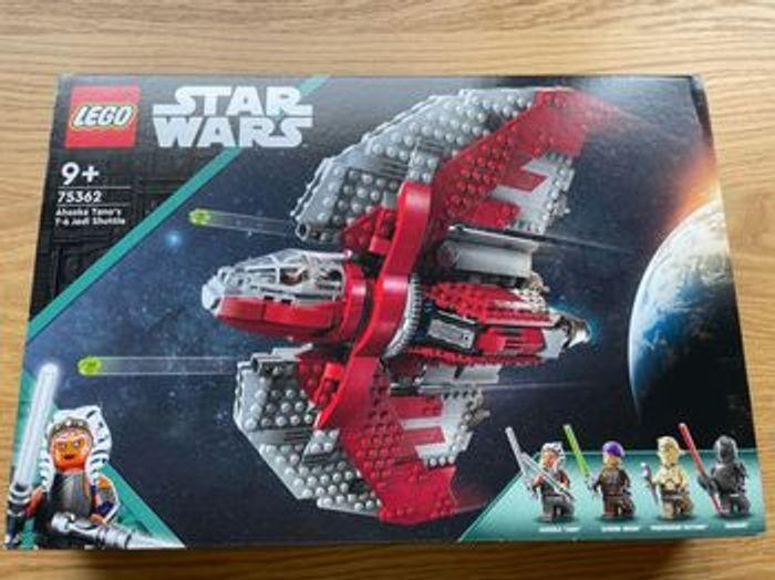 Lego Star Wars 75362 La navette T-6 d’Ahsoka Tano - photo numéro 1