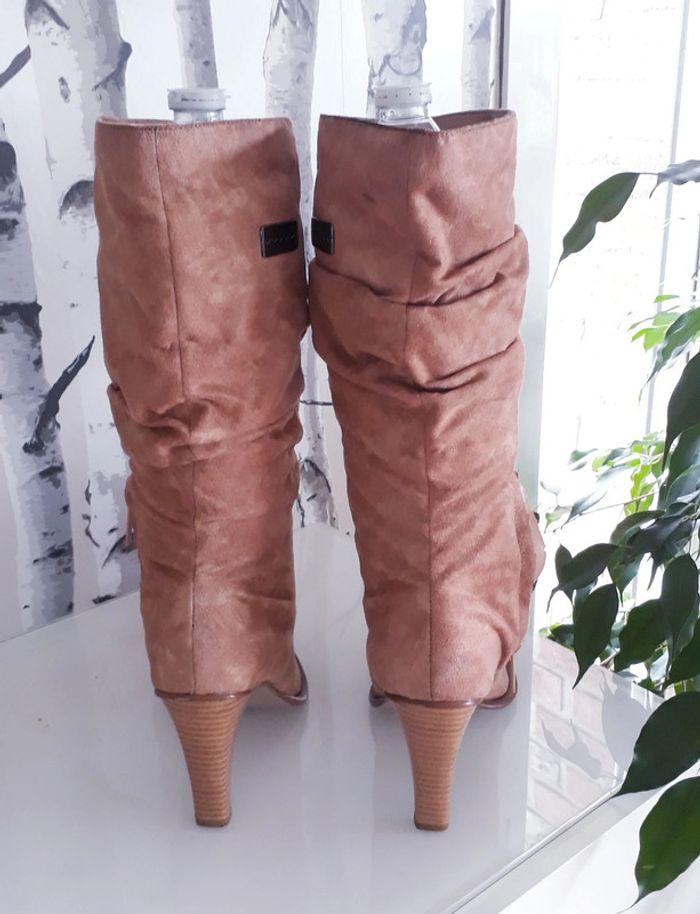 Bottes haut talon daim cannelle 37 - photo numéro 3