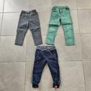 Lot 3 pantalons 23 / 24 mois