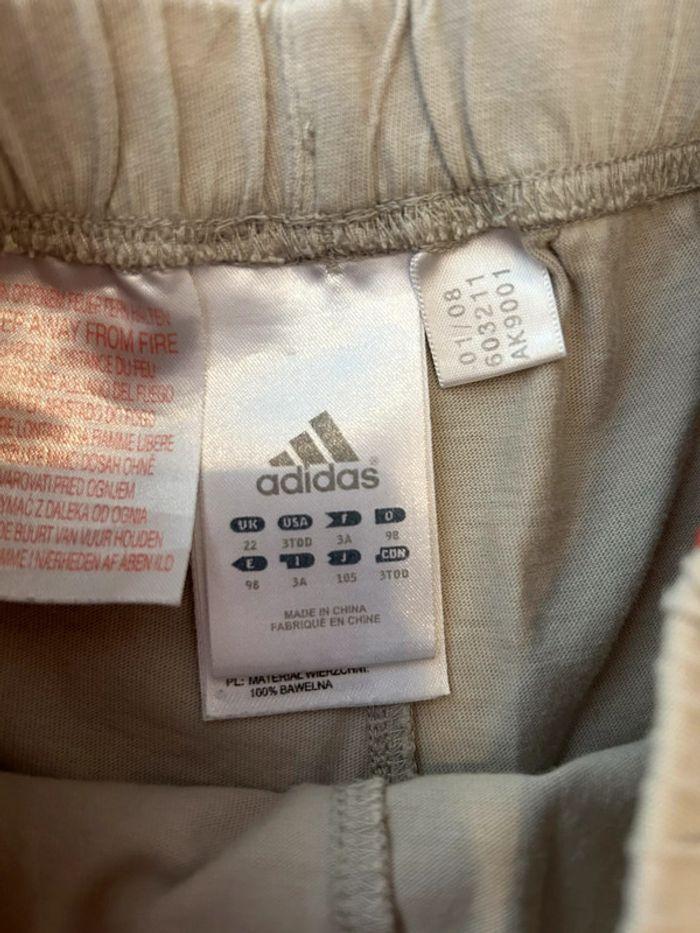 Short Adidas ~ 3 ans - photo numéro 3