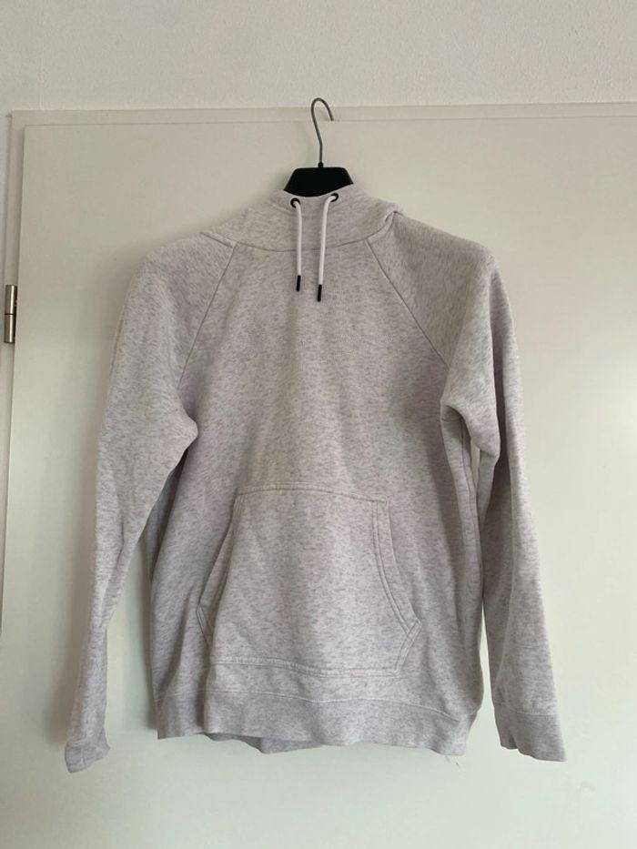 🌸 Sweat-shirt gris Nike, taille 38 très bon état 🌸 - photo numéro 2