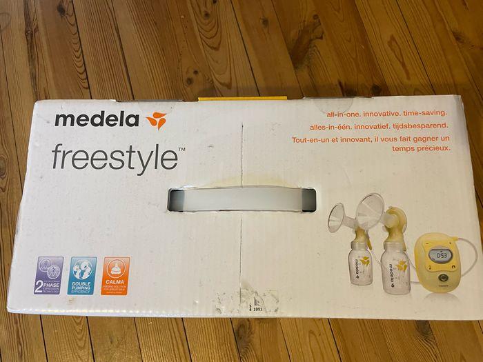 Tire lait medela freestyle - photo numéro 2