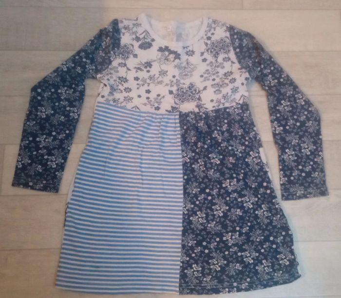 Robe fille manches longues taille 7 ans - photo numéro 1