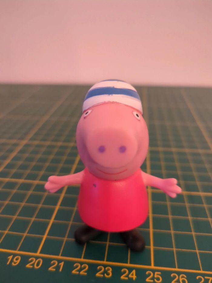 figurine  Peppa pig - photo numéro 1