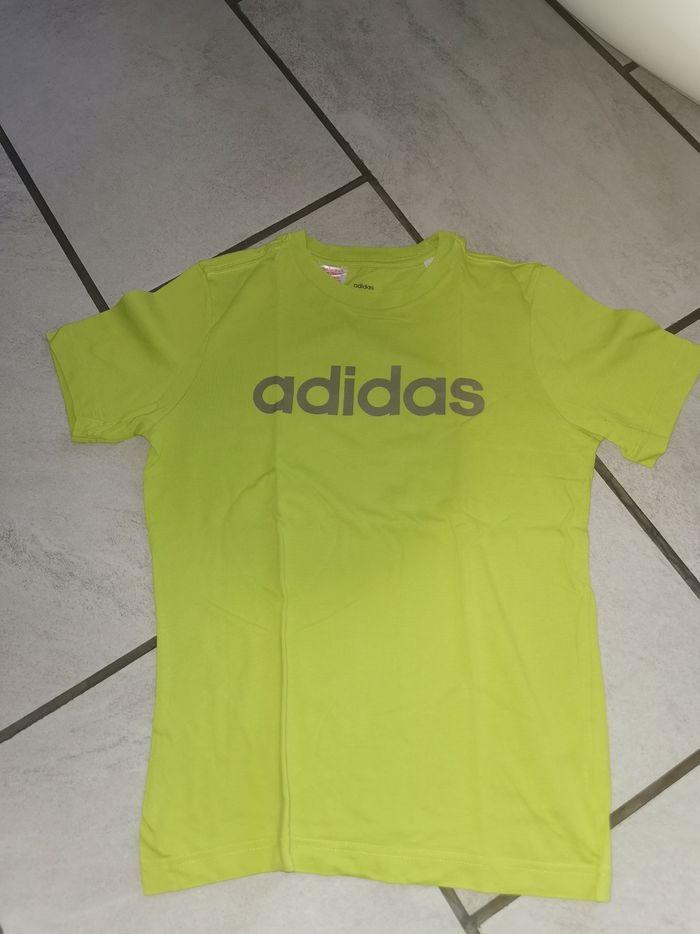 T shirt Adidas - photo numéro 1