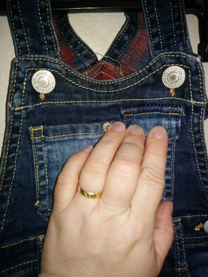 Superbe salopette en jeans Levi's taille 12 mois - photo numéro 8