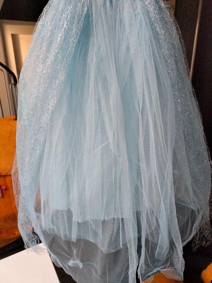 Robe de princesse bleu bouffante neuve T 140 - photo numéro 4