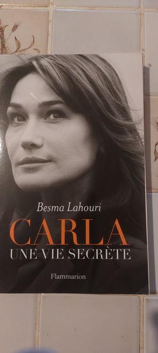 Livre carla - photo numéro 1