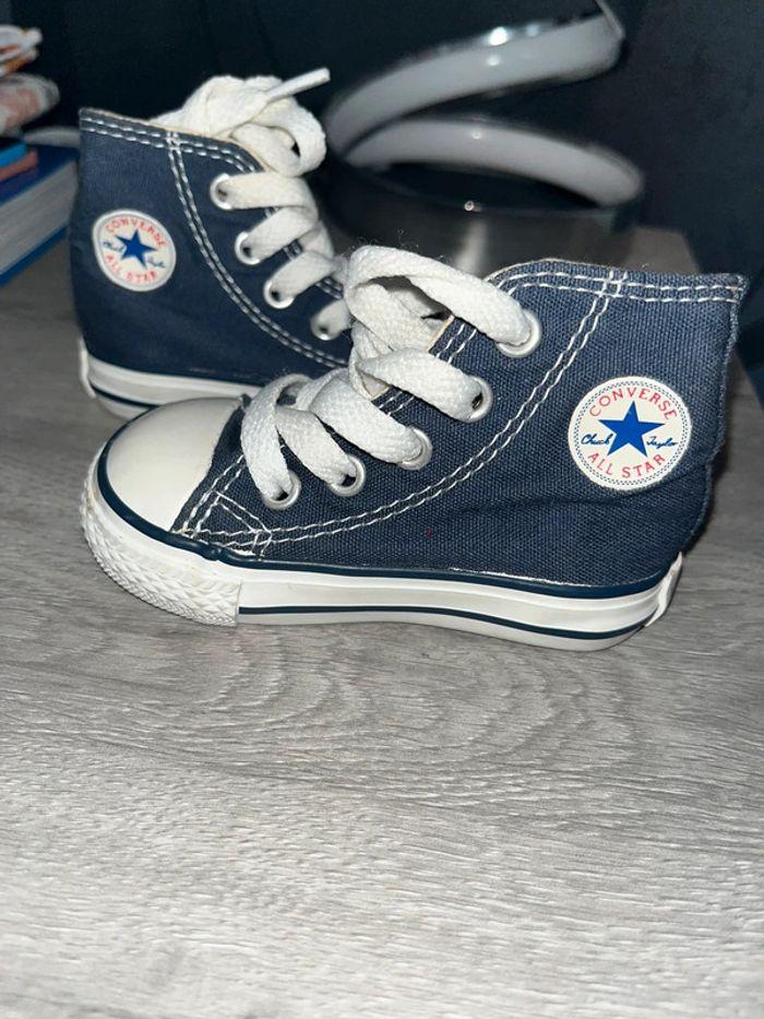 Converse bleu - photo numéro 1