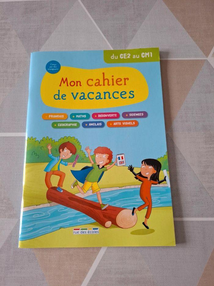 Cahier de vacances - photo numéro 1