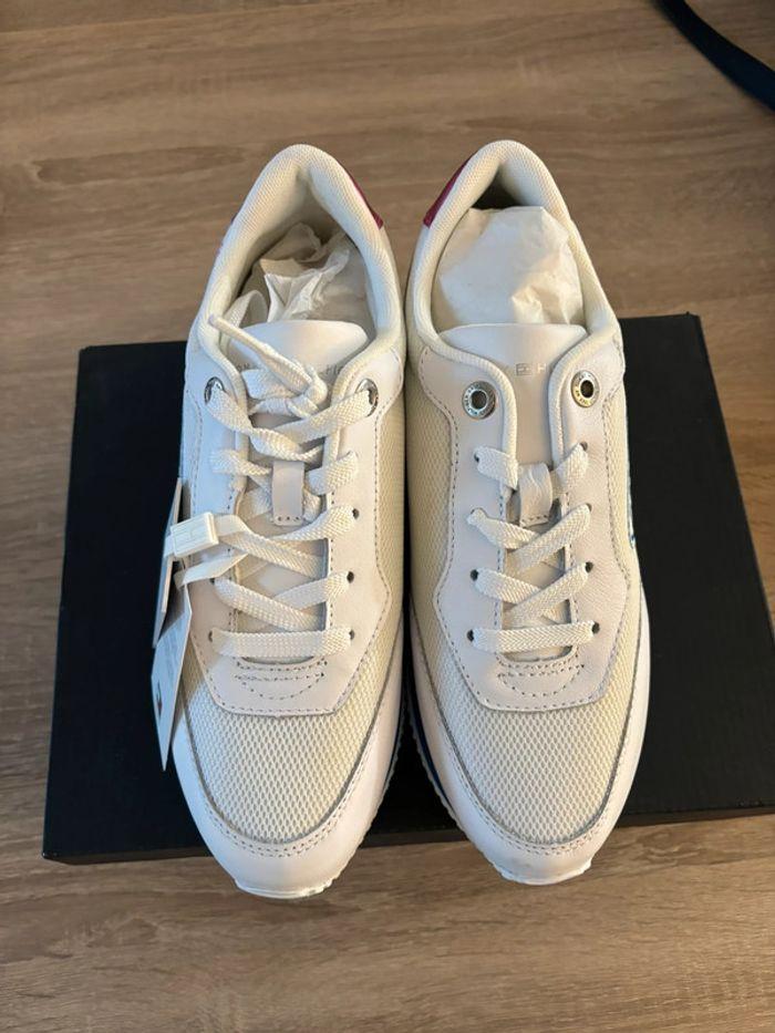 Basket tommy Hilfiger neuve 38 - photo numéro 4