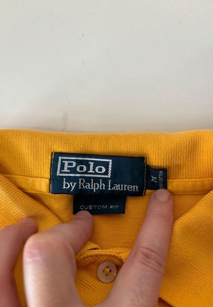 Polo manche longue Ralph Lauren jaune asymétrique taille M - photo numéro 3