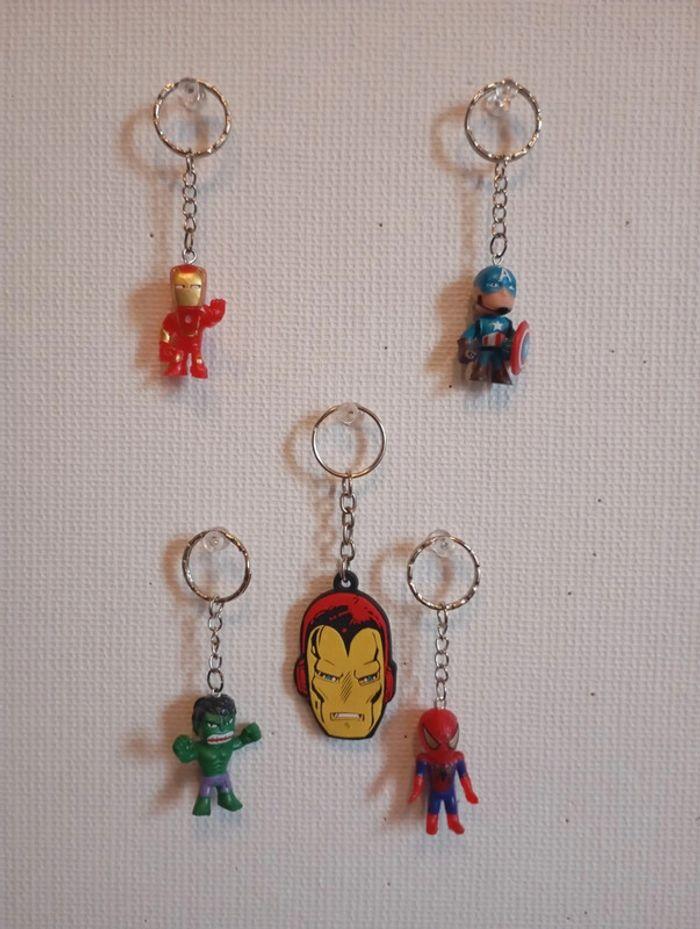 Lot de 5 porte clé Marvel - photo numéro 1