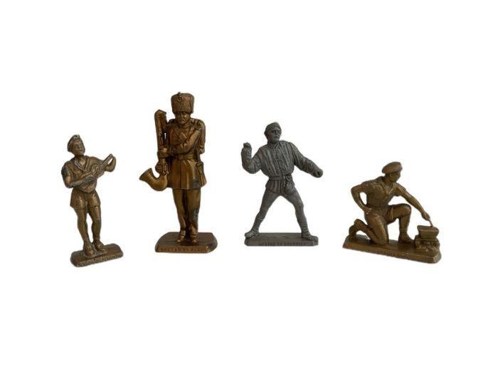 Lot de six anciennes figurines publicitaires café - photo numéro 1