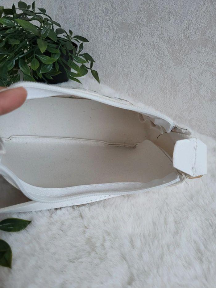 Sac bandoulière fleuri broderie blanc - photo numéro 6