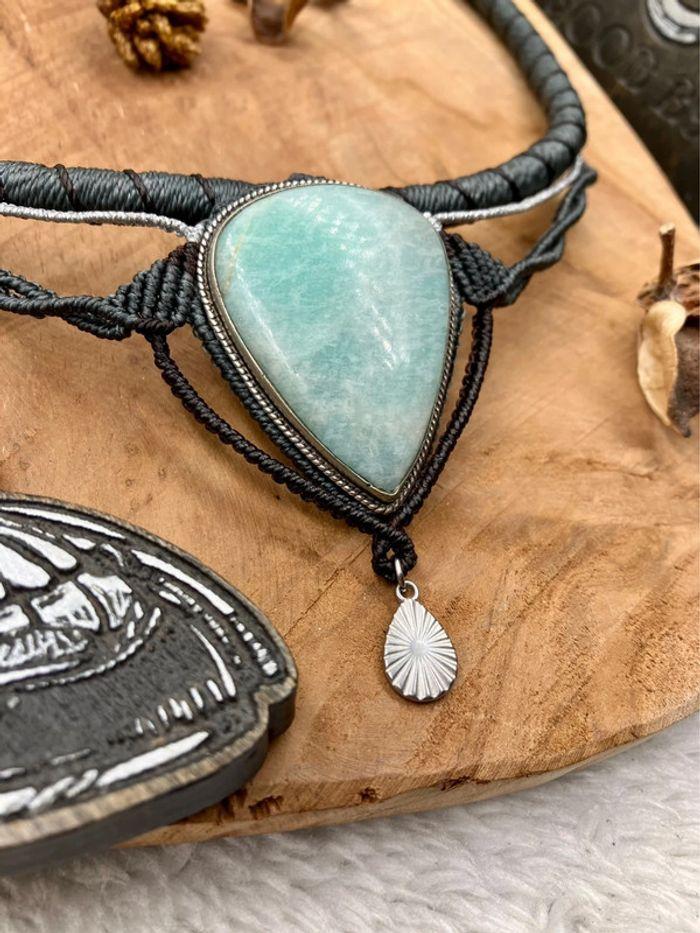 Collier ras de cou plastron en macramé avec pierre d’Amazonite - photo numéro 4