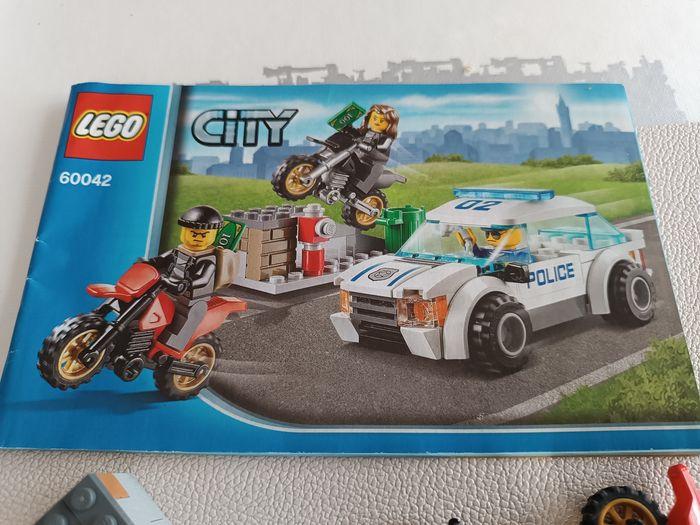 Lego City 60042 - photo numéro 3