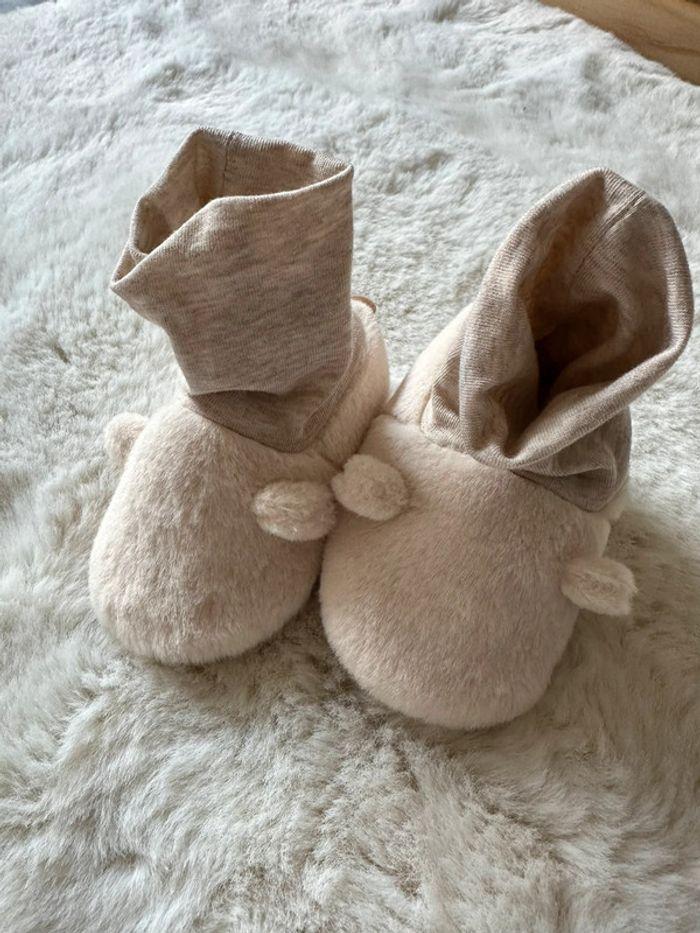 Chausson chaussette bébé - photo numéro 1