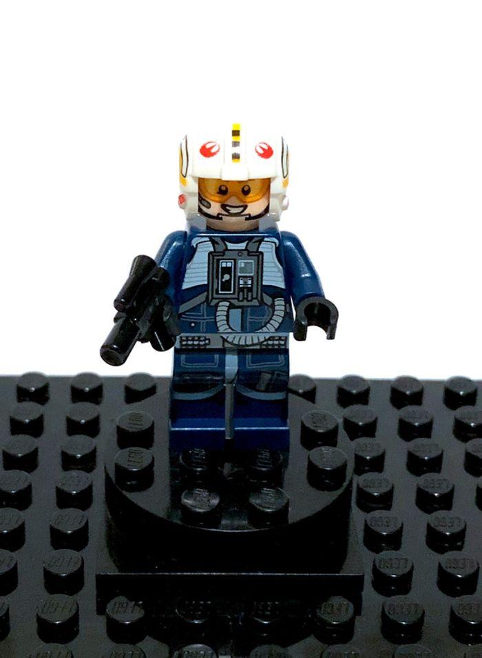 LEGO Star Wars Rogue One - Pilote rebelle de Y-Wing - photo numéro 1