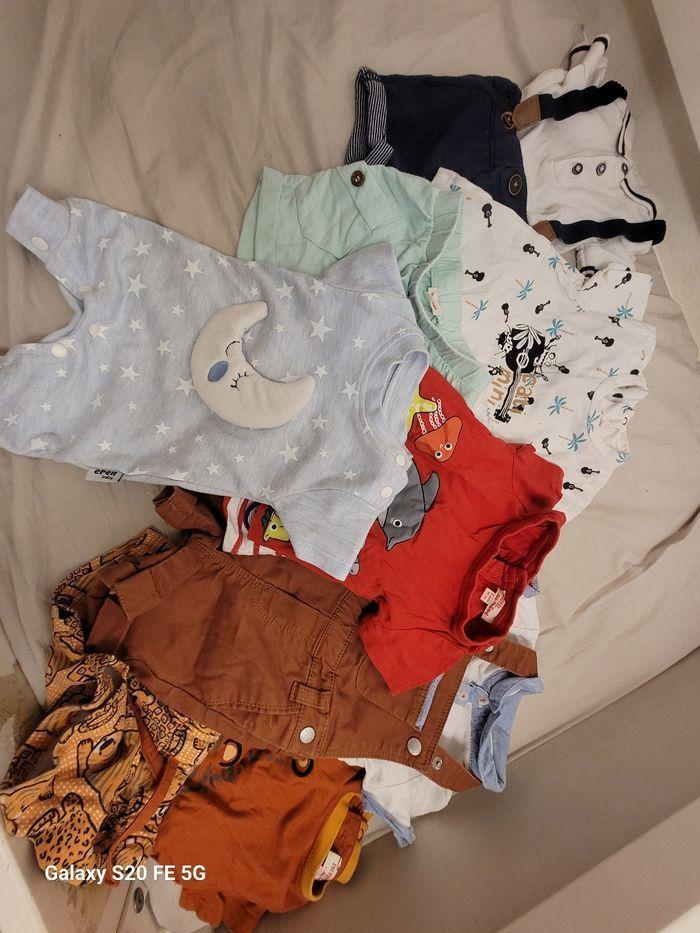 Lot de vêtements bébé garçon - photo numéro 1