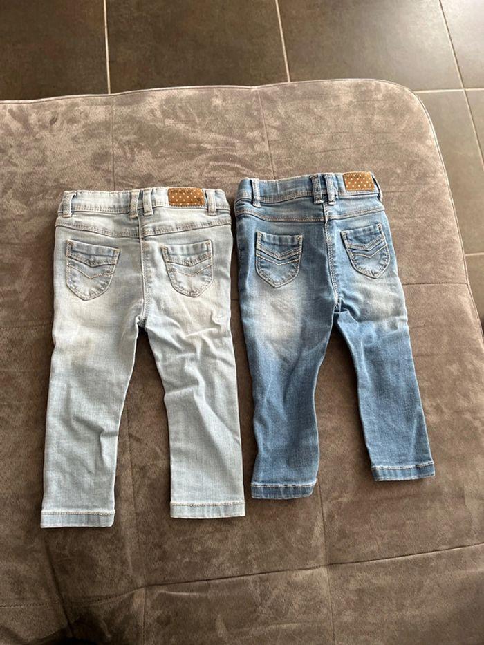 Lot 2 jeans bébé 9 mois - photo numéro 4