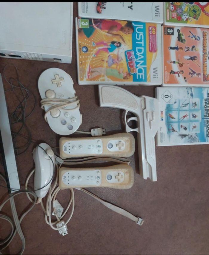 Wii + 9 jeux - photo numéro 2