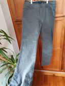 Jeans droit  kiabi  taille  40