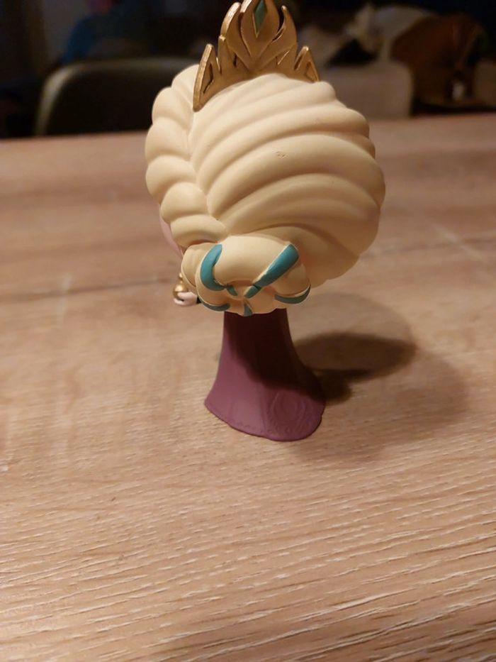 Funko Pop - Elsa Coronation - photo numéro 3