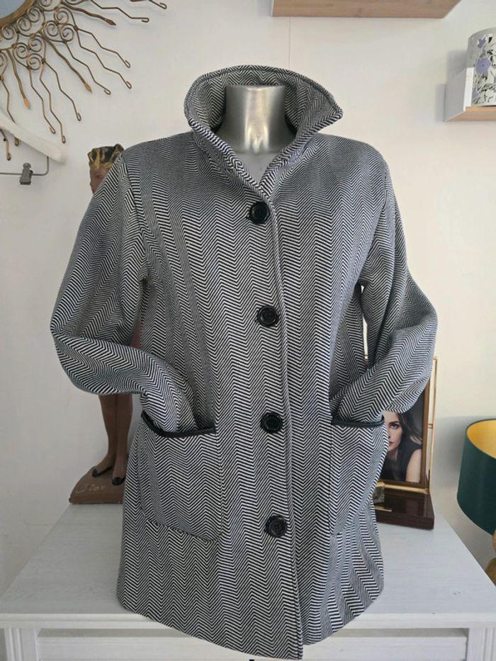 Manteau  Taille 42 44 comme neuf - photo numéro 2