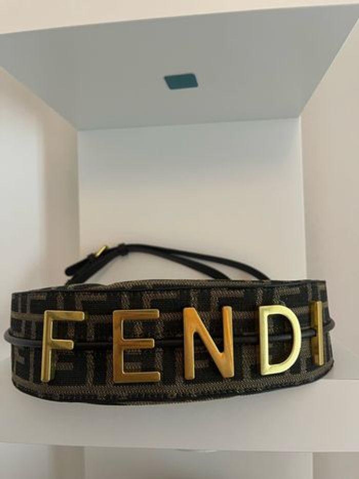 Sac Fendi - photo numéro 3