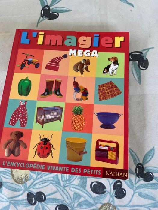 L'imagier méga - L'encyclopédie vivante des petits - photo numéro 1