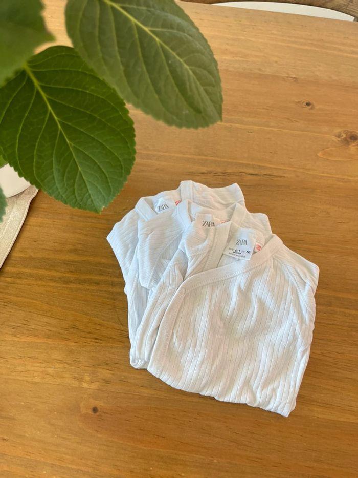 Lot de 3 bodies blanc Zara Kids 0-1 mois - photo numéro 1