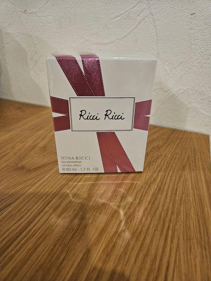 Parfum NINA RICCI