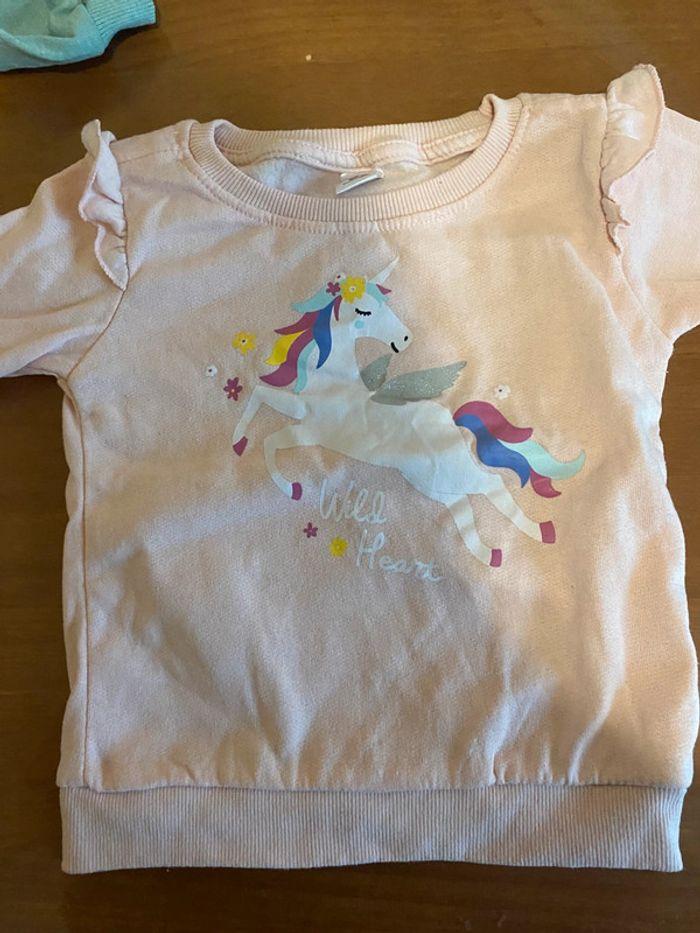 Sweat-shirt licorne - photo numéro 2