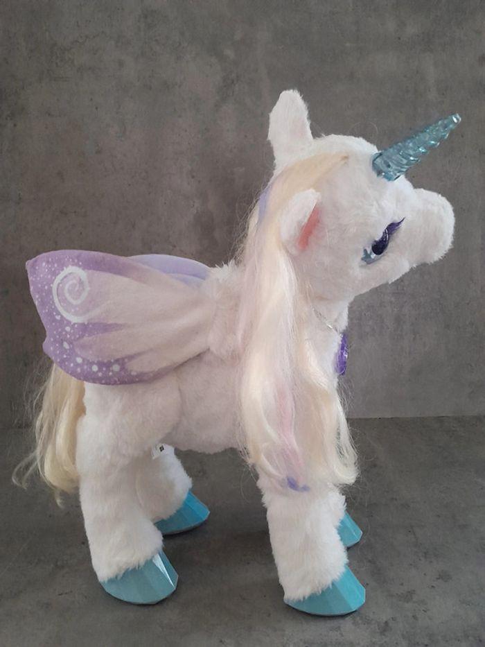 FurReal / Star Lily / Ma Licorne magique / Hasbro 2014 - photo numéro 5